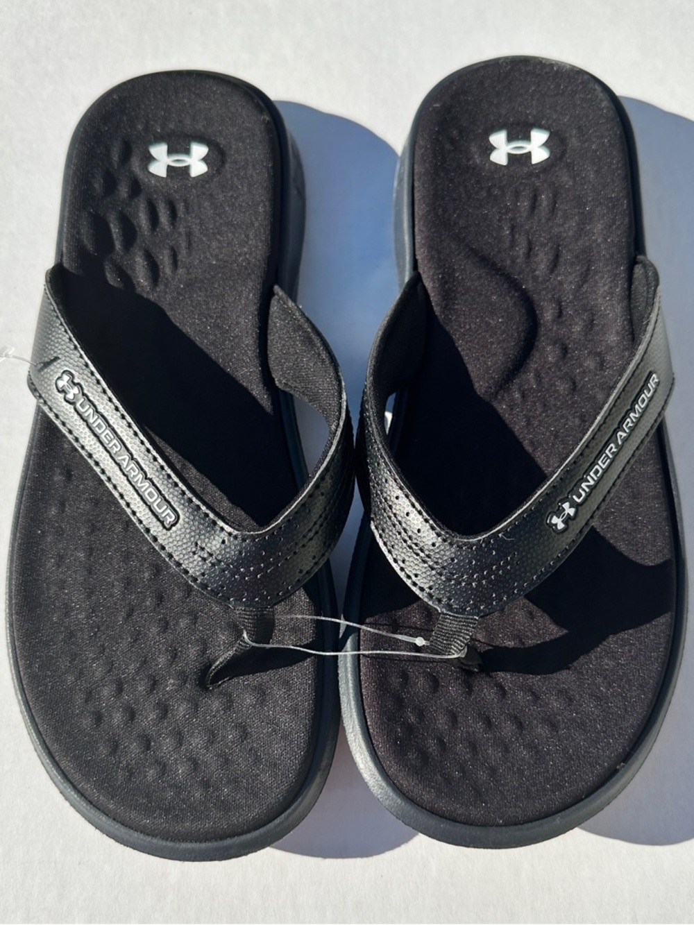 Under Armour Womens Ignite Black Flip Flop Slides Sandals Size 6 and 7 NEW